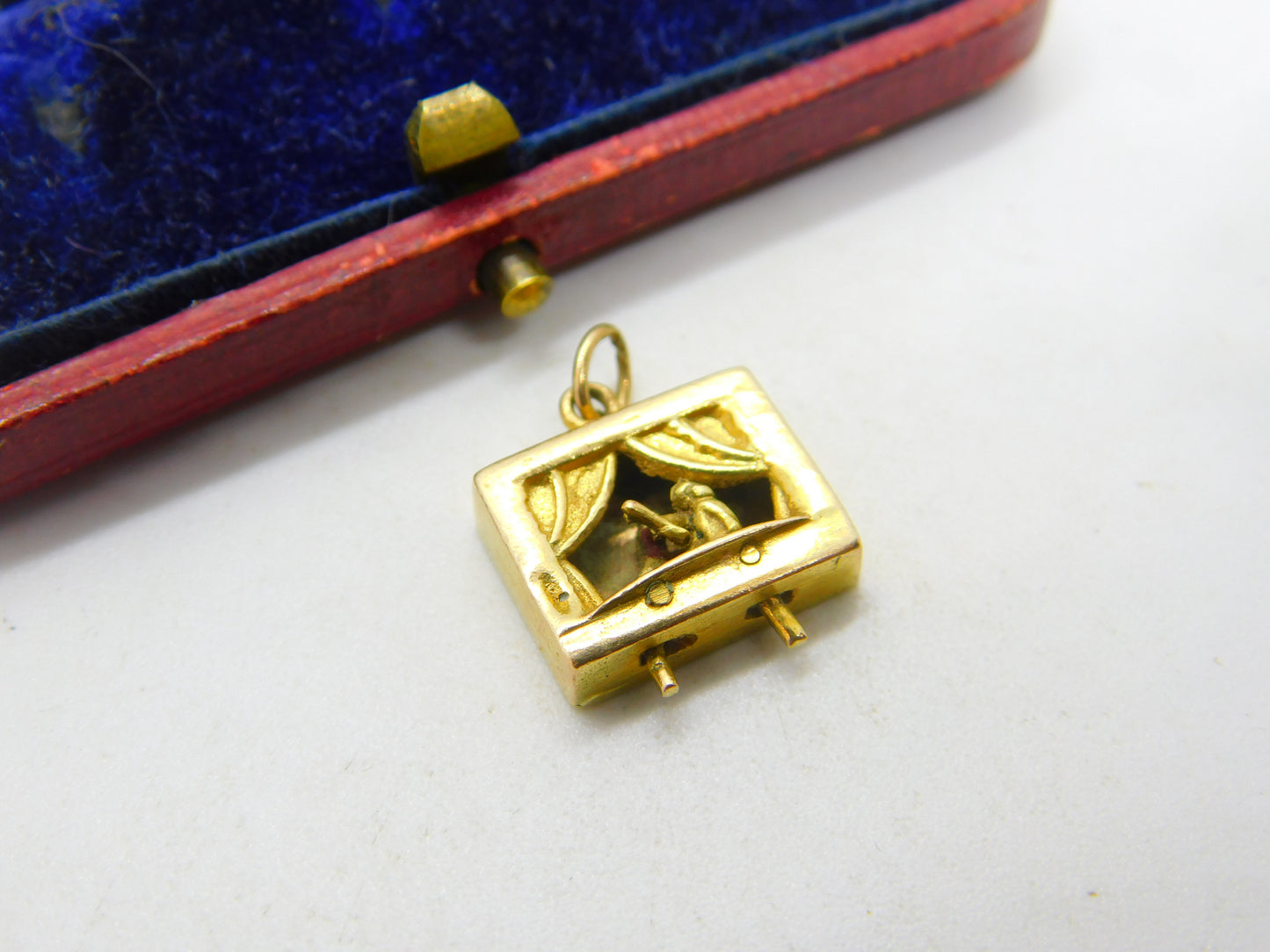 9ct Yellow Gold Articulated Punch & Judy Show Charm Pendant 1959 London