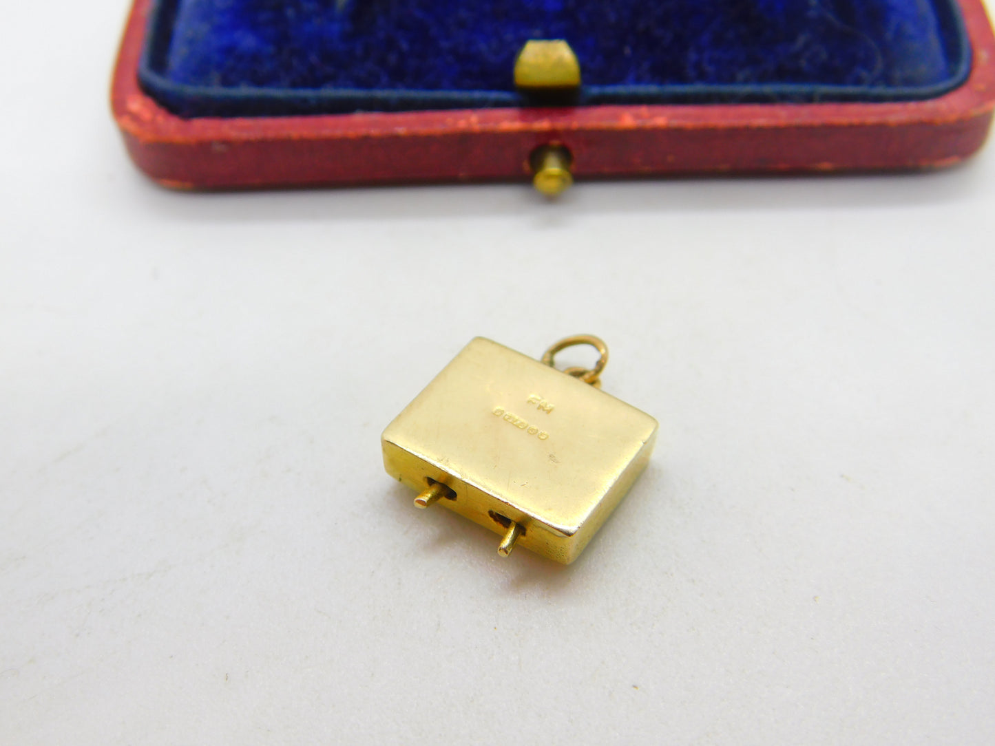 9ct Yellow Gold Articulated Punch & Judy Show Charm Pendant 1959 London