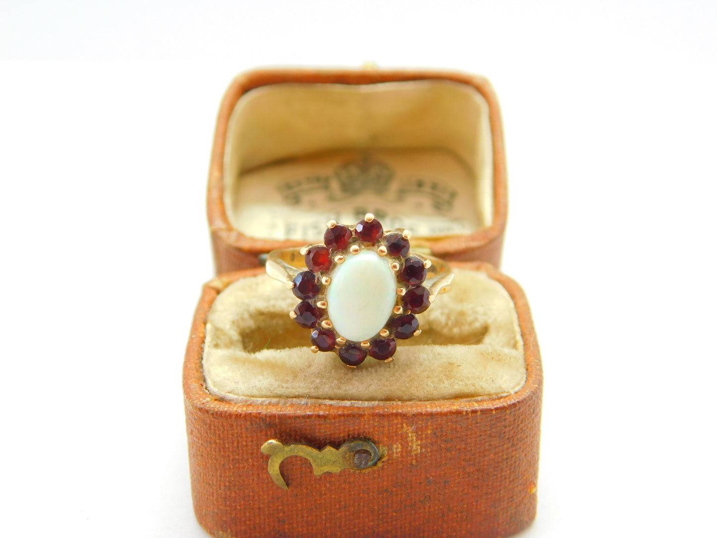 9ct Yellow Gold, Garnet & Cabochon Opal Floral Cluster Ring 1975 London