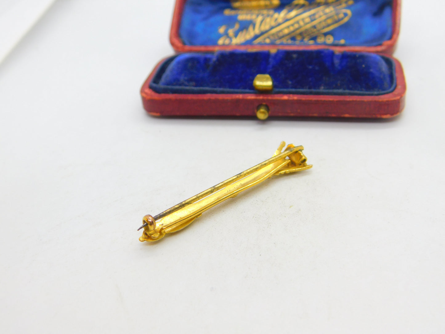 Edwardian 10ct Yellow Gold Masonic Regal Staff Brooch Antique c1910