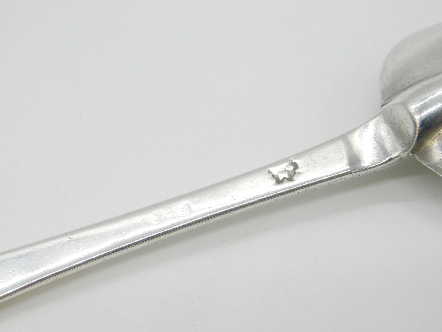 King William III Britannia Silver Dog Nose Tablespoon c1697 Francis Archbold