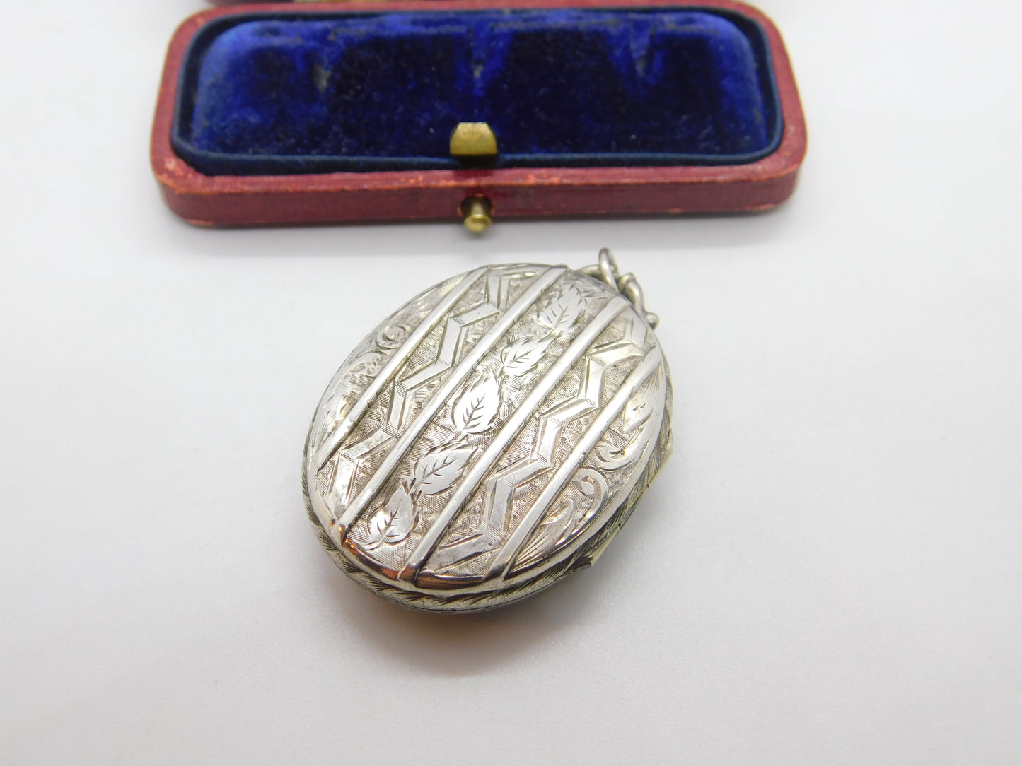 Victorian Sterling Silver Aesthetic Movement Ivy Leaf Locket Antique c1890