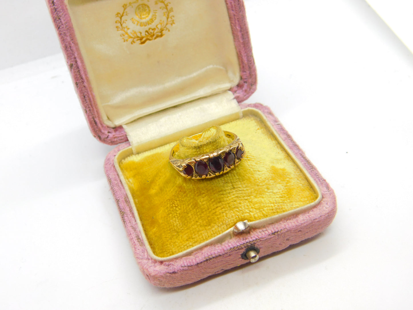 9ct Yellow Gold Five Stone Bohemian Garnet Band Ring 1985 Birmingham