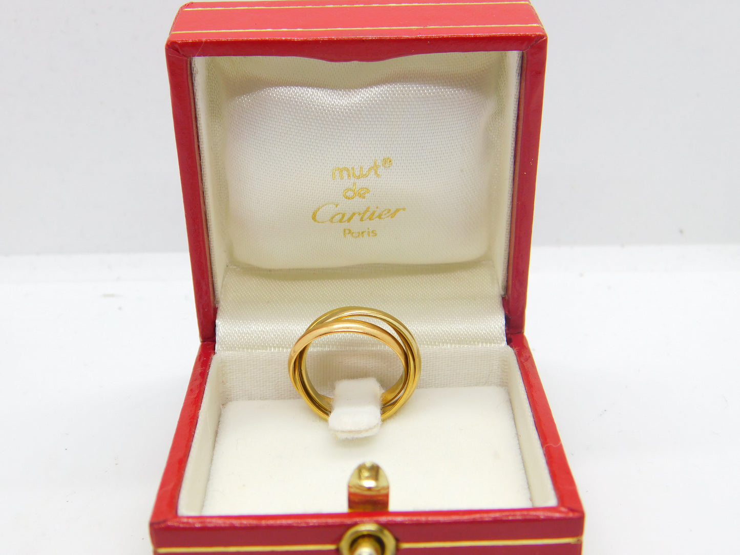 Les Must de Cartier 18ct Trinity Ring with Original Box EW789 Size H UK