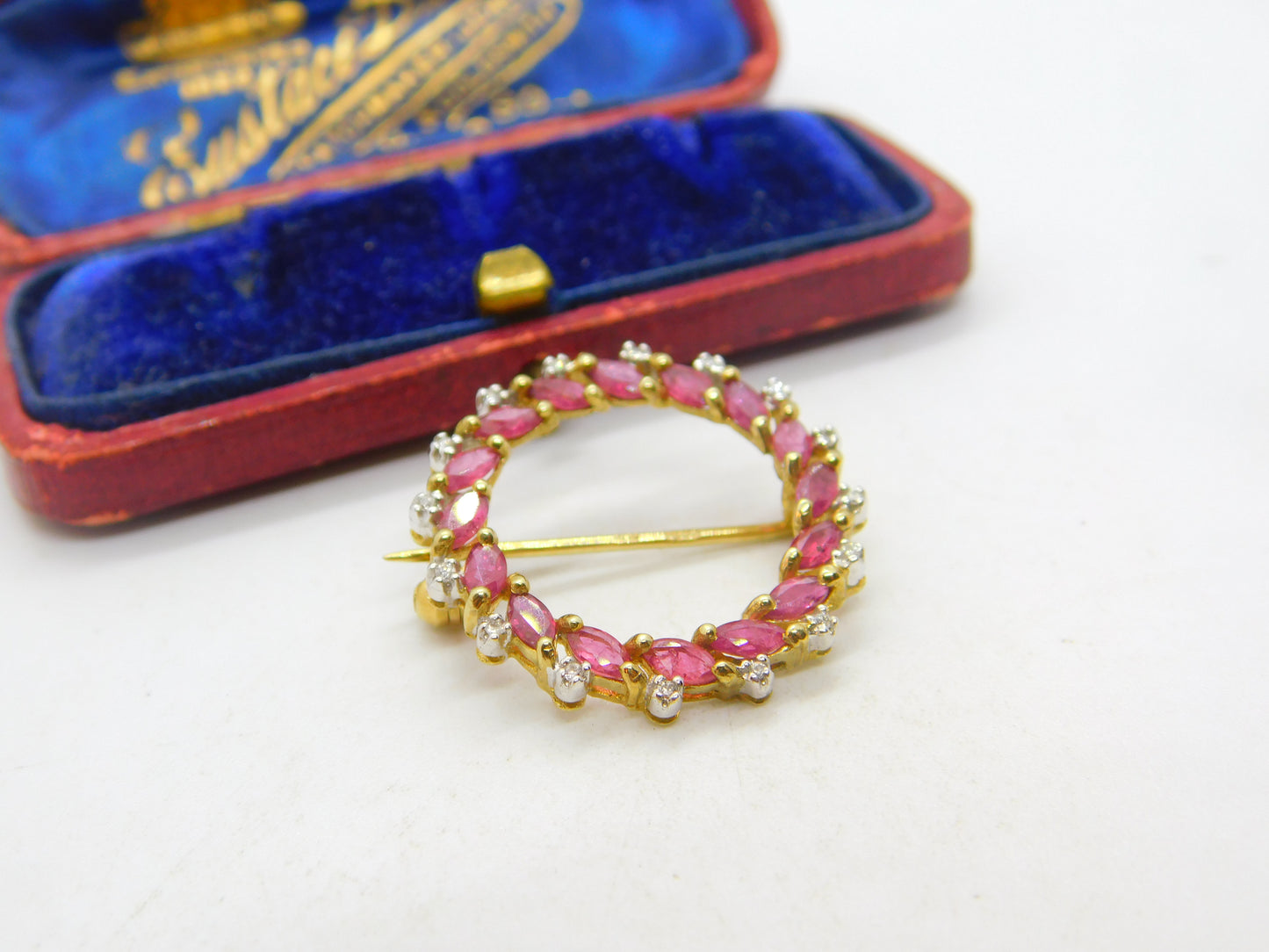 9ct Yellow Gold Ruby & Diamond Wreath Brooch Vintage 1988 Birmingham