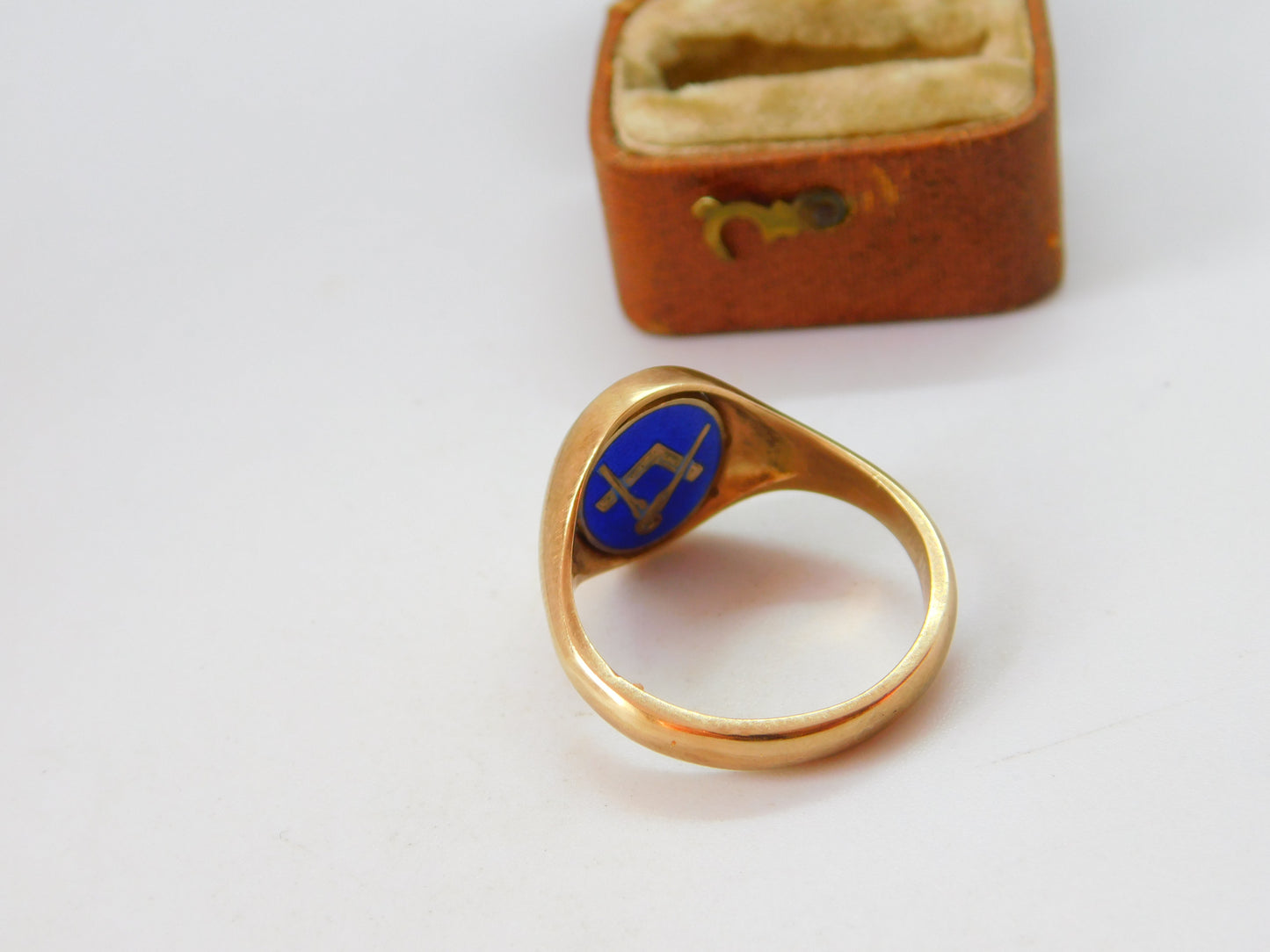 9ct Gold, Blue Enamel Masonic Spinning Secret Symbol Ring 1972 Birmingham