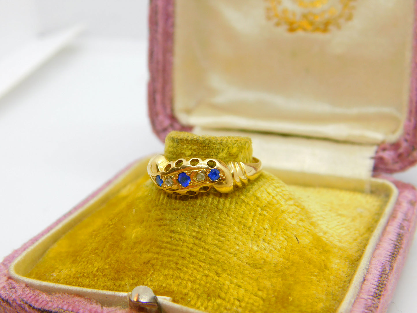 Victorian 18ct Yellow Gold, Sapphire & Diamond Boat Ring Birmingham c1890