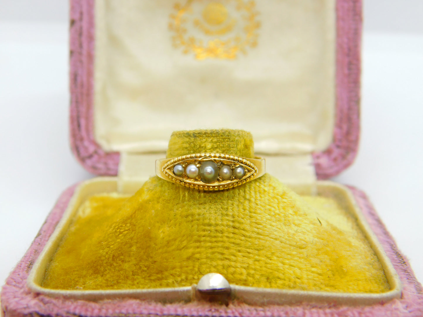 Victorian 18ct Yellow Gold Graduating Seed Pearl Boat Ring Antique c1860