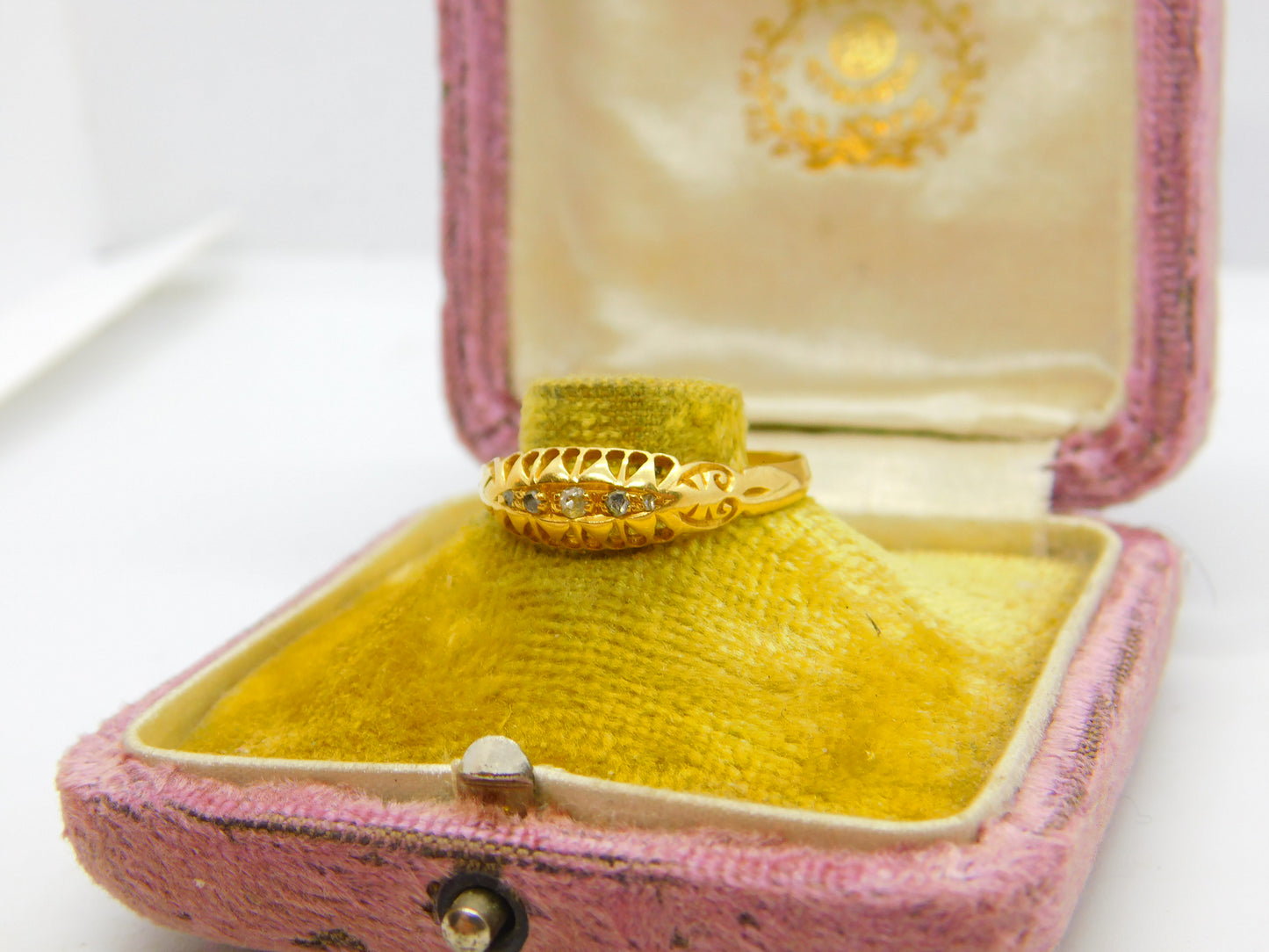 Victorian 18ct Yellow Gold Five-Stone Diamond Boat Ring 1896 Birmingham