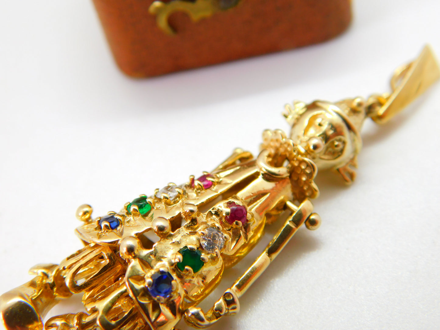 Large 9ct Gold, Ruby, Diamond, Sapphire & Emerald Set Articulated Clown Pendant