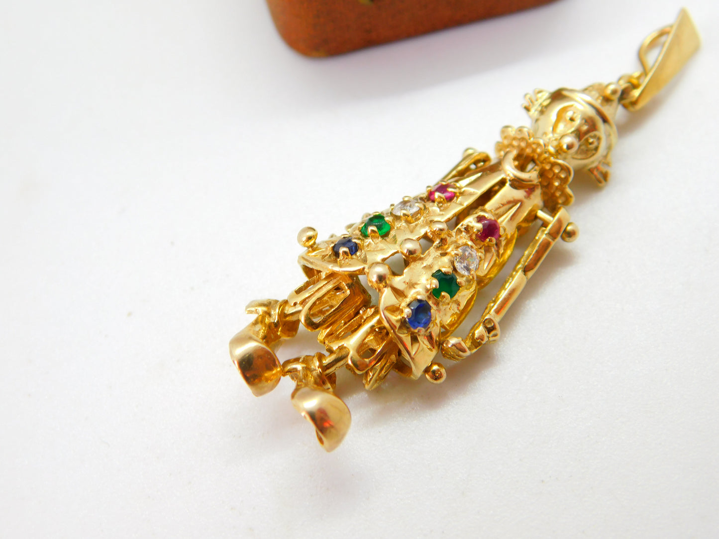 Large 9ct Gold, Ruby, Diamond, Sapphire & Emerald Set Articulated Clown Pendant