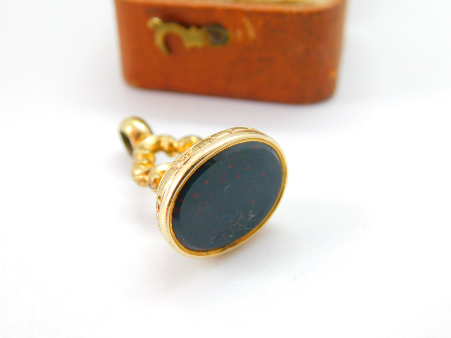 Victorian 9ct Yellow Gold Cased Bloodstone Set Fob Seal Pendant c1880 Antique