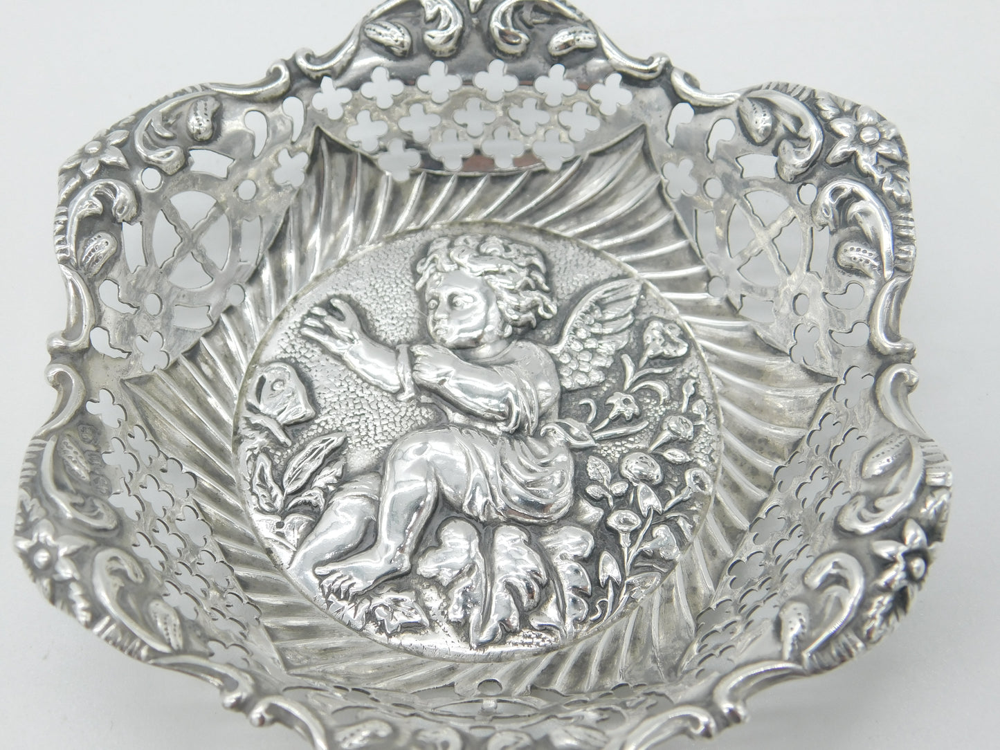 Victorian Sterling Silver Pierced Classical Cherub Treat Dish 1896 Birmingham