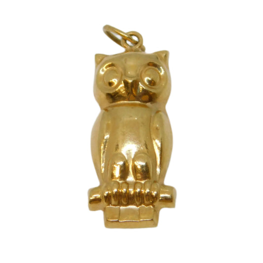 9ct Yellow Gold Perched Wise Owl Charm Pendant Vintage c1970