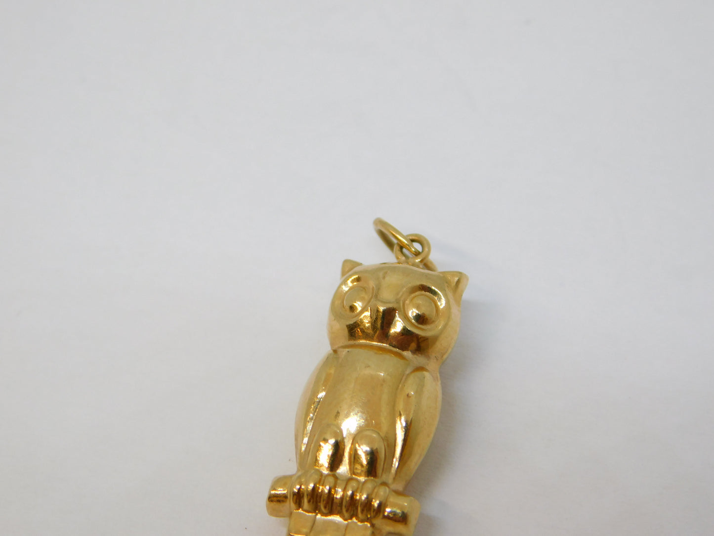 9ct Yellow Gold Perched Wise Owl Charm Pendant Vintage c1970