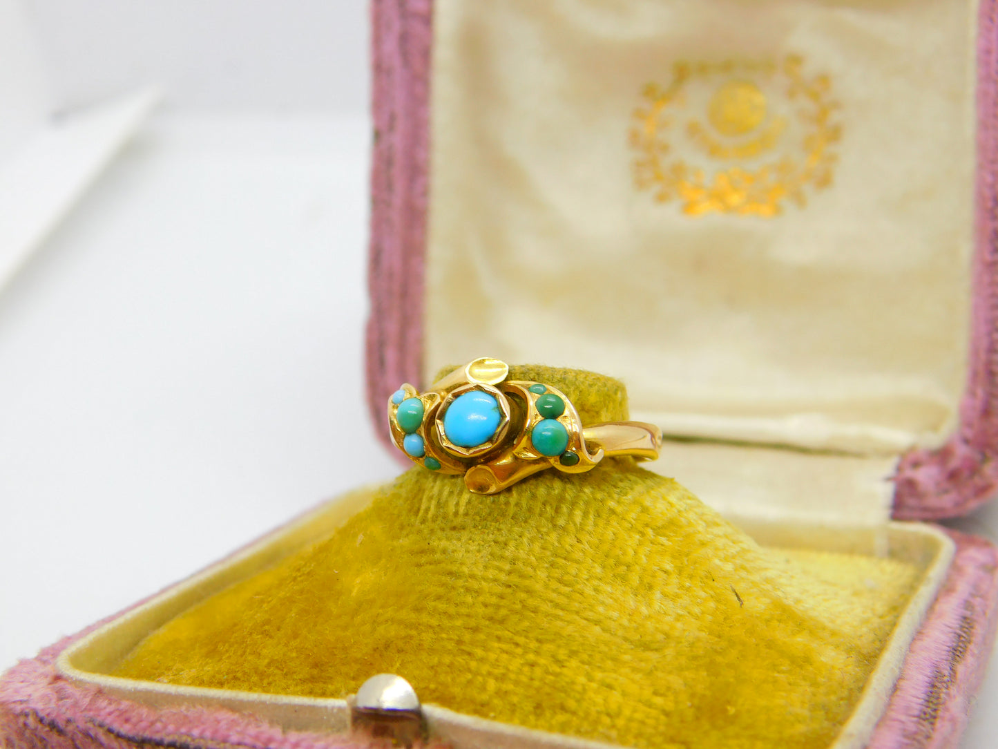 Victorian 18ct Yellow Gold & Turquoise Set Sweetheart Band Ring c1860 Antique