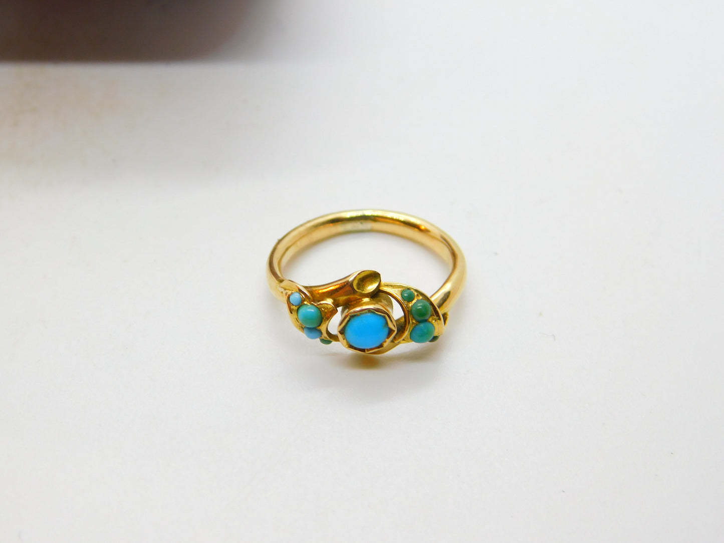 Victorian 18ct Yellow Gold & Turquoise Set Sweetheart Band Ring c1860 Antique