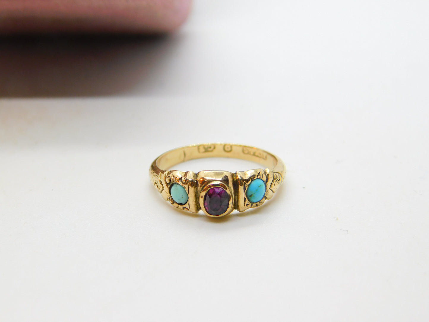 Victorian 9ct Gold, Turquoise & Almandine Garnet Band Ring c1880 Antique