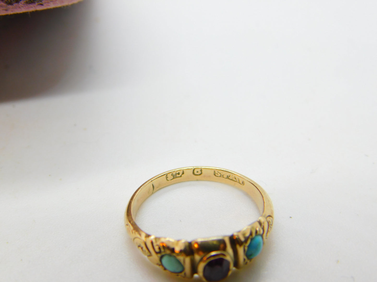 Victorian 9ct Gold, Turquoise & Almandine Garnet Band Ring c1880 Antique