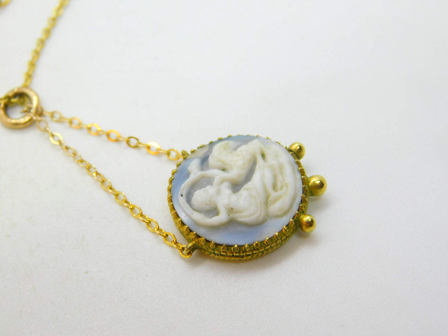 Victorian Gold Plated Carved Classical Cameo Pendant Necklace Antique c1850