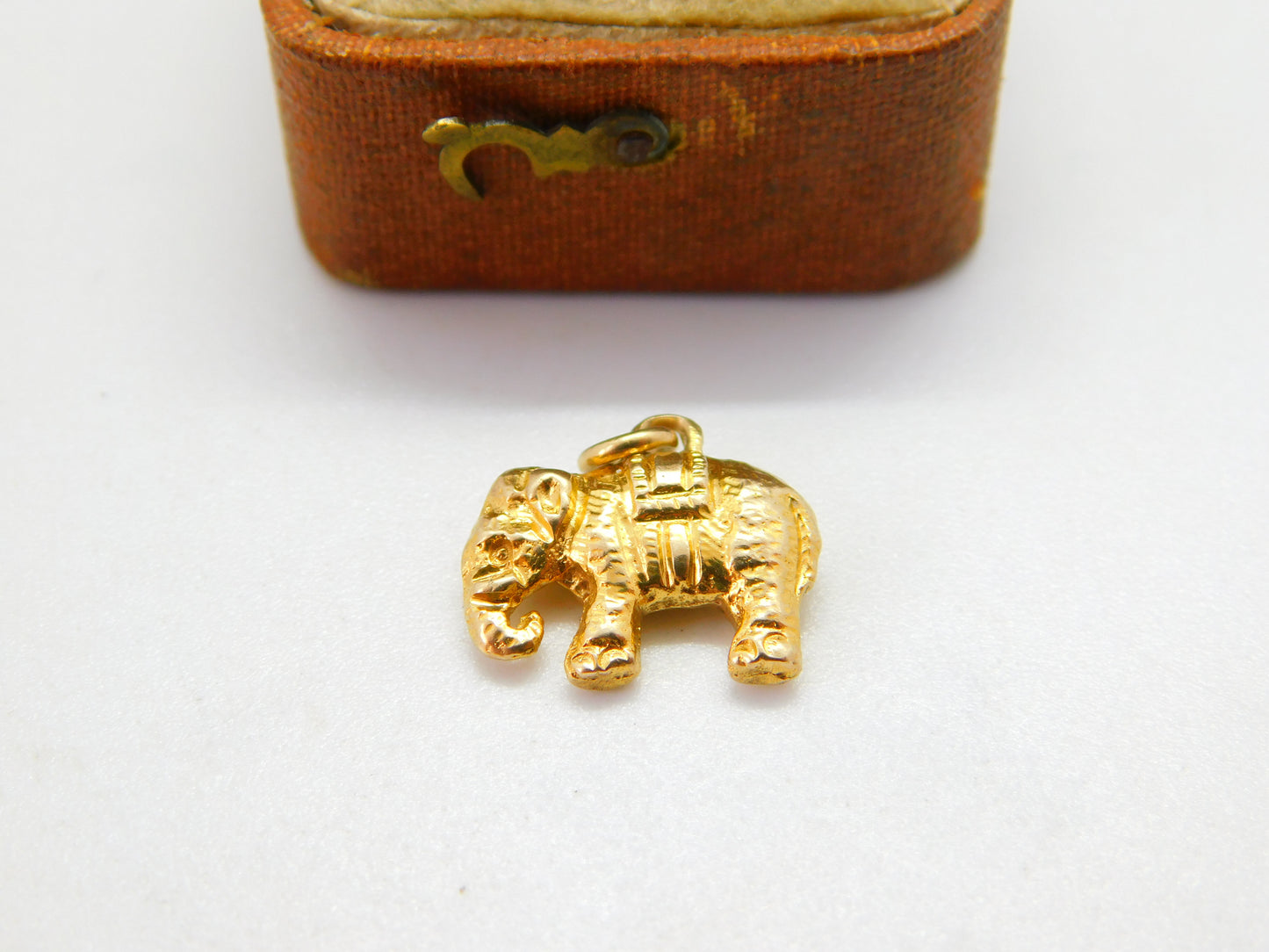 18ct Yellow Gold Good Luck Elephant Charm or Pendant Vintage c1970