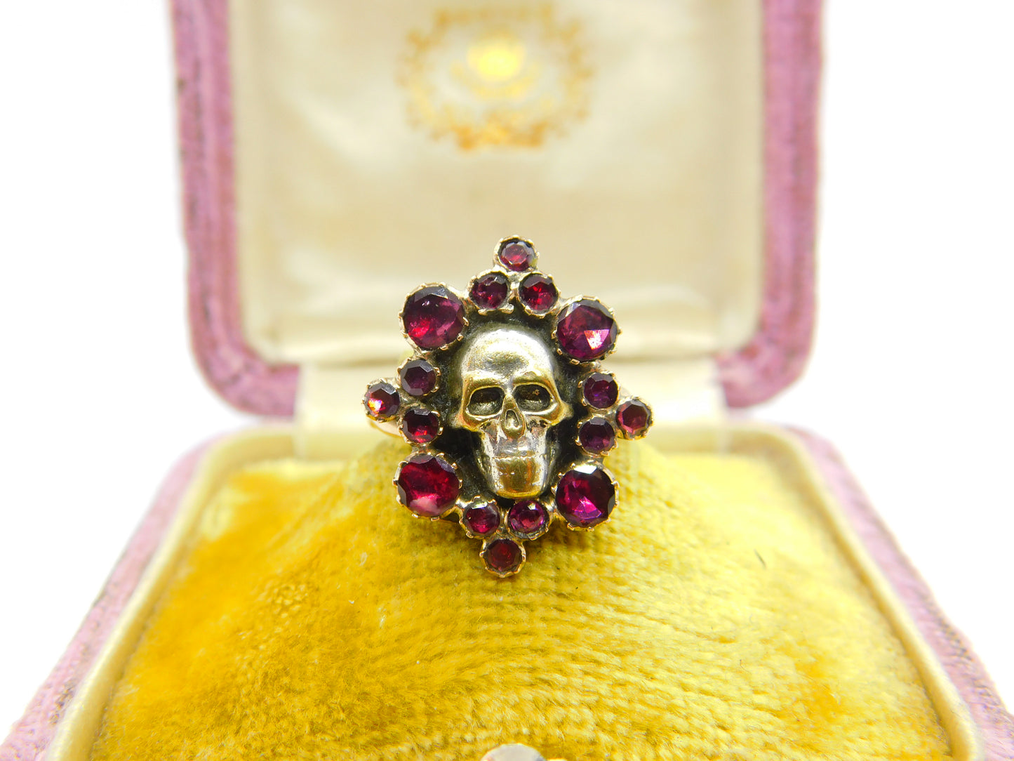 Early Georgian 9ct Gold, Almandine Garnet Set Memento Mori Mourning Skull Ring c1780