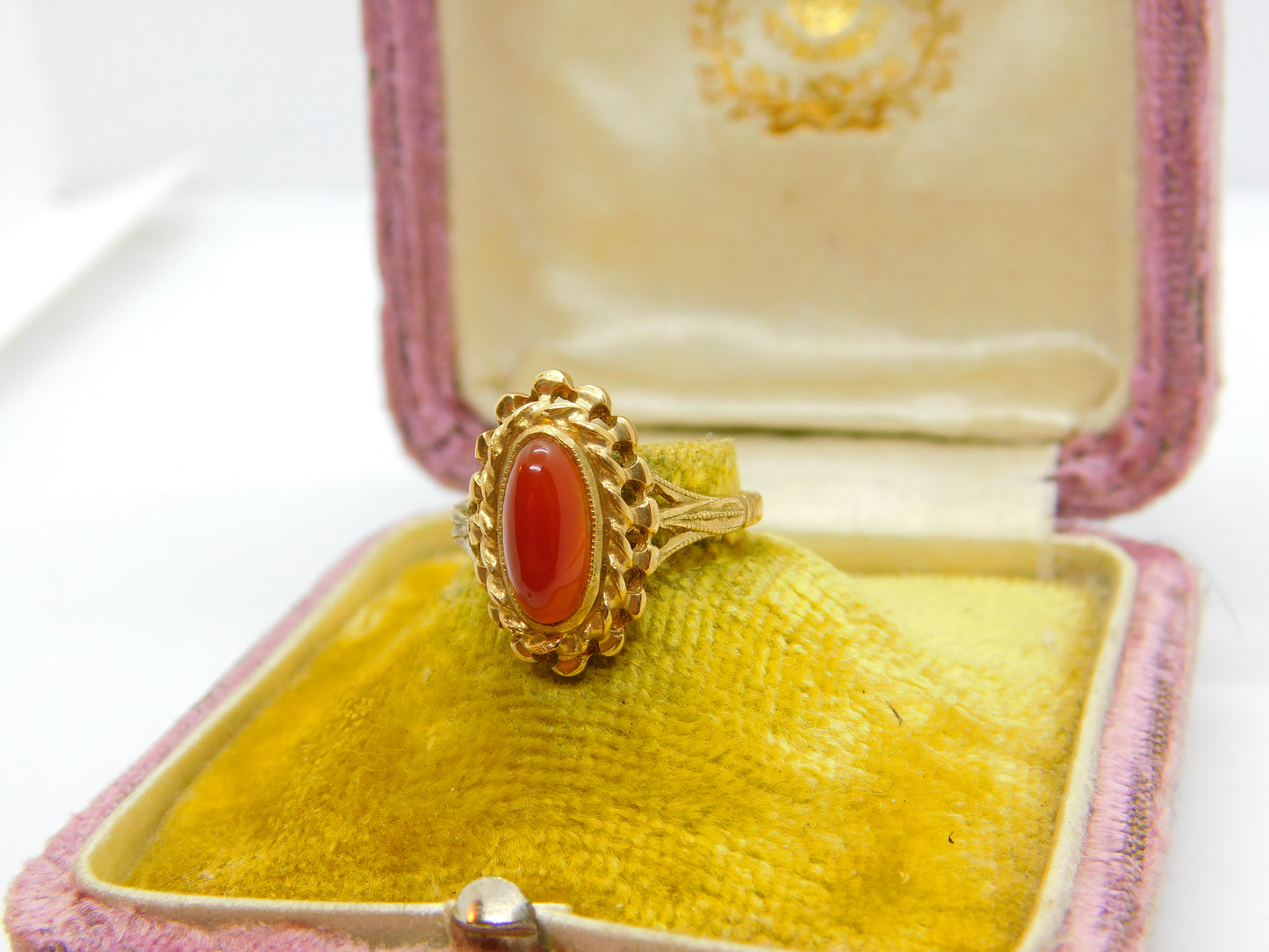 9ct Yellow Gold Cabochon Carnelian Set Signet Ring Vintage 1975 Birmingham