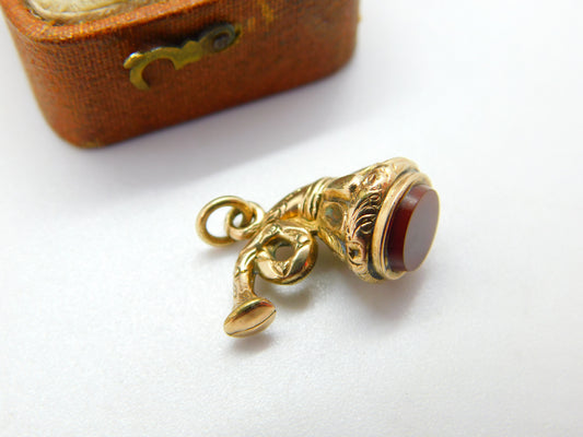 Victorian 9ct Gold Cased Carnelian Agate Set Bugle Horn Charm c1880 Antique