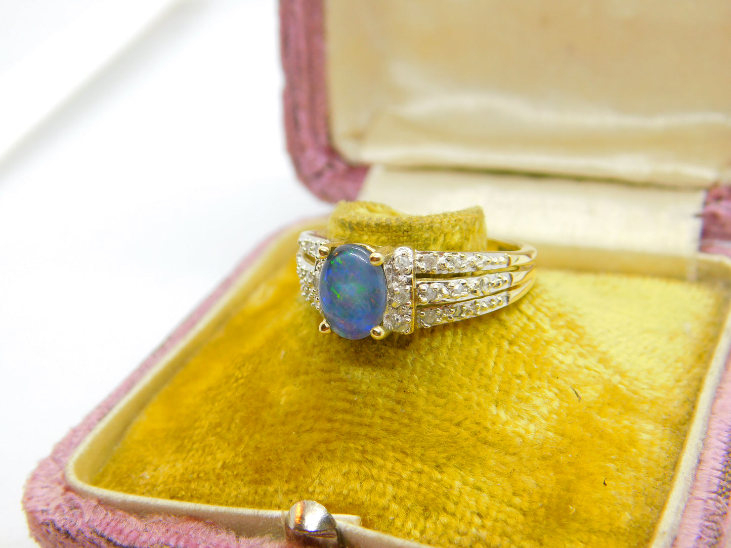 9ct Yellow Gold, Doublet Opal & Diamond Set Band Ring Vintage c1990 Sheffield