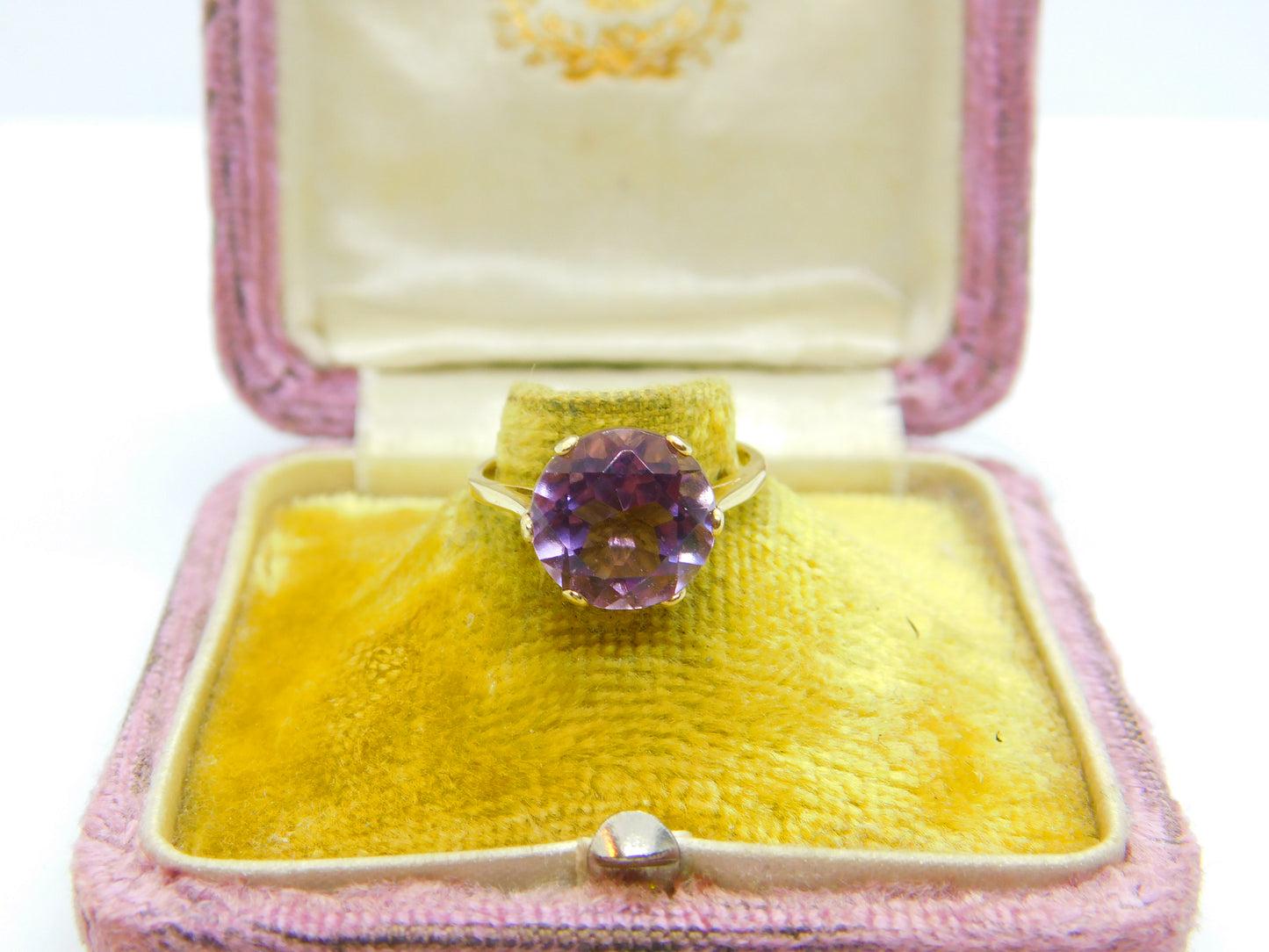 9ct Yellow Gold Faceted Amethyst Solitaire Ring Vintage c1970 Size J 1/2 UK