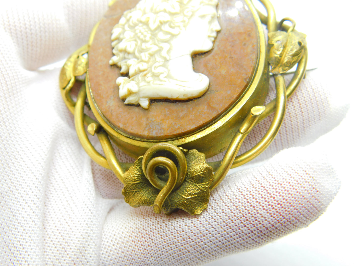 Large Georgian Rolled Gold, Hardstone & Marble Cameo Mourning Brooch c1820