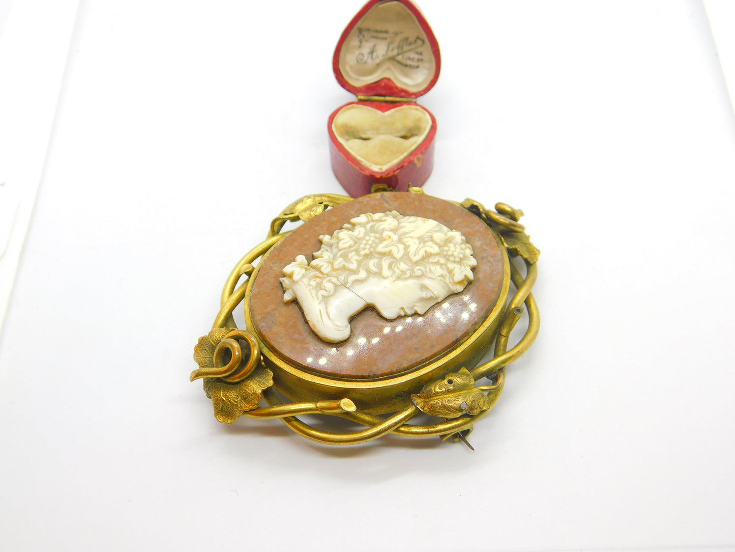 Large Georgian Rolled Gold, Hardstone & Marble Cameo Mourning Brooch c1820