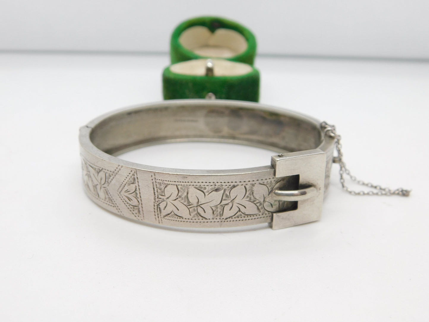 Victorian Sterling Silver Aesthetic Cuff Bangle Ivy Leaf Pattern Antique c1900