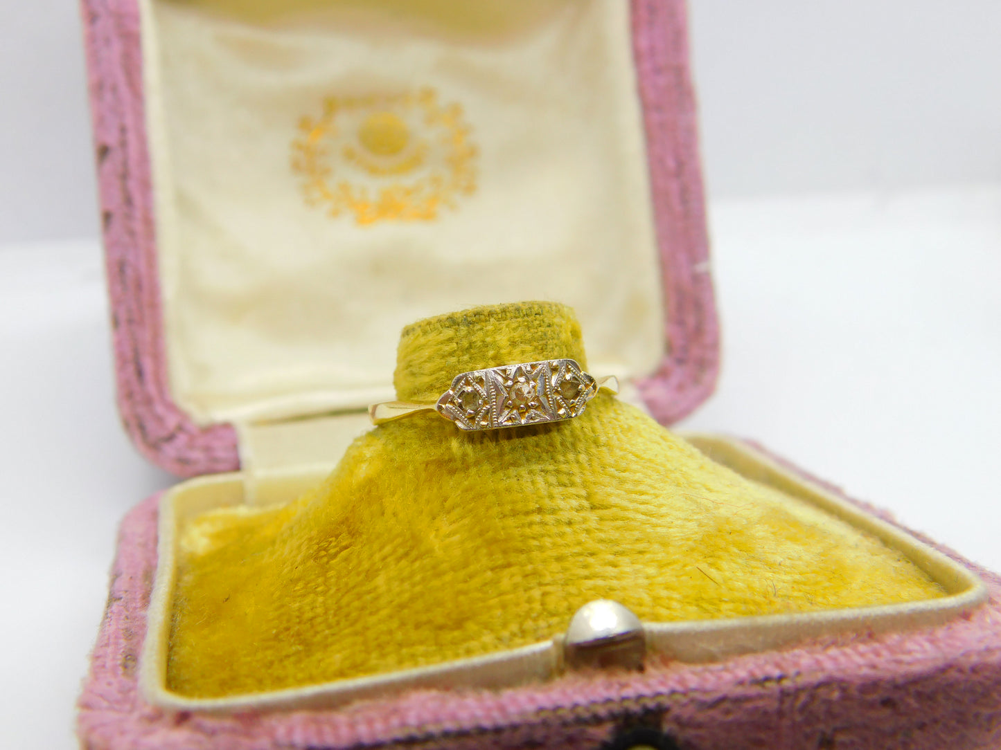 Victorian 18ct Yellow Gold Three Stone Diamond Band Ring c1890 Antique