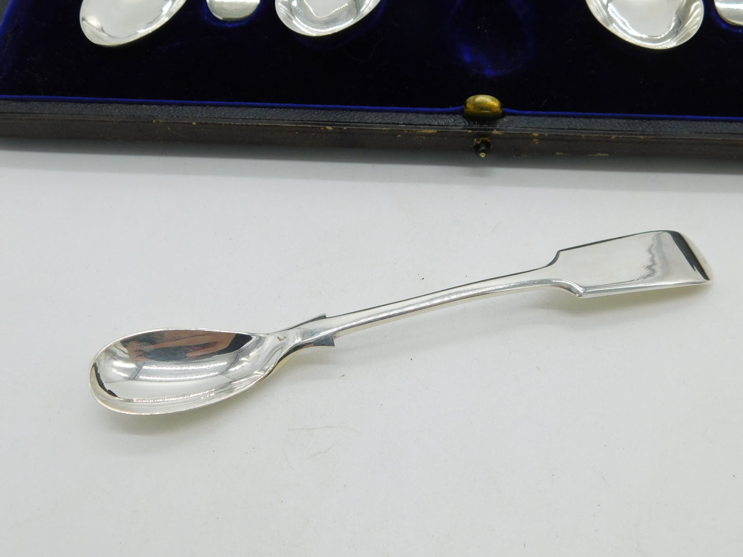 Edwardian Boxed Sterling Silver Teaspoons, Tongs & Mustards Set 1905 Sheffield