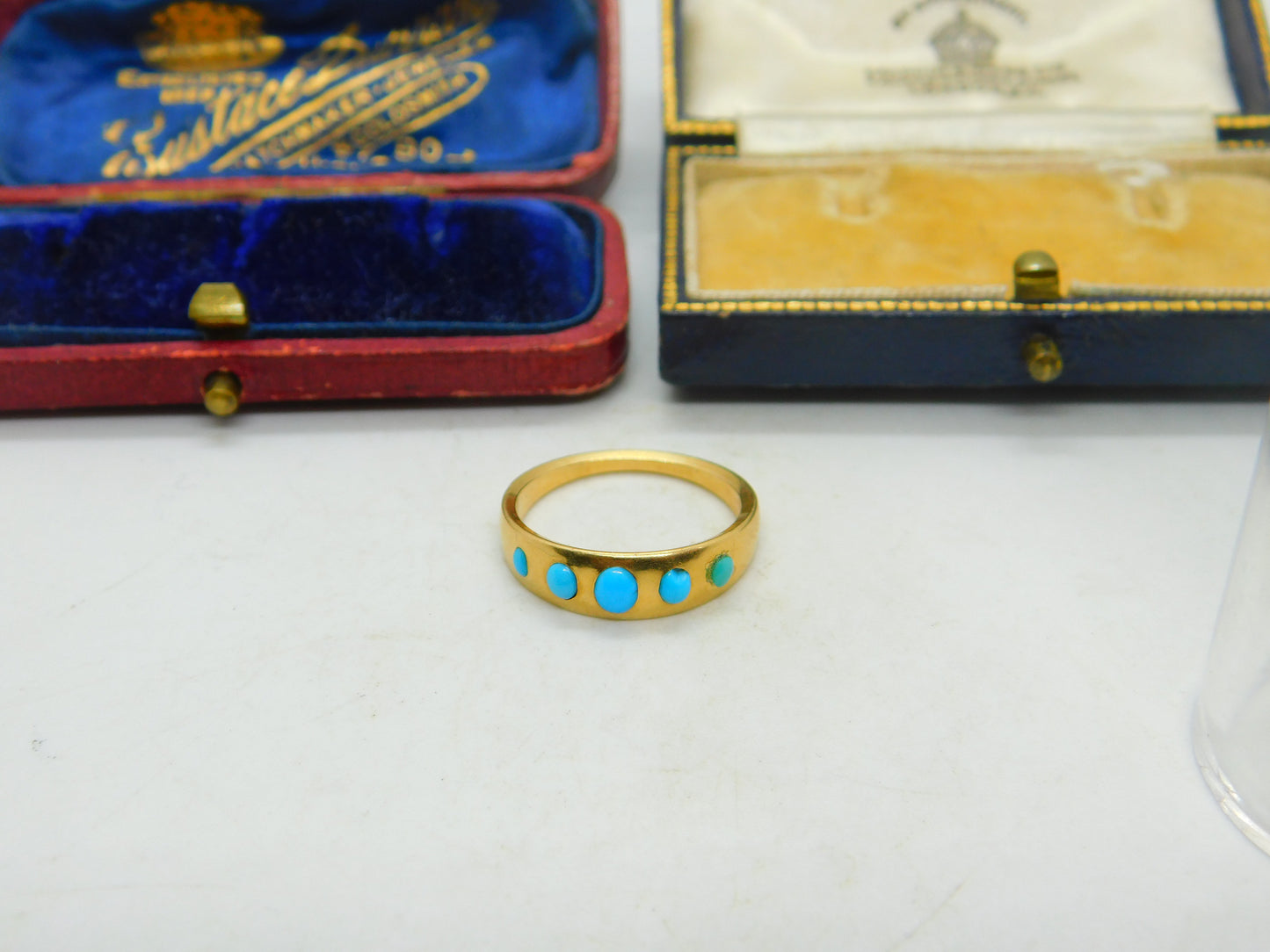 18ct Yellow Gold & Five Stone Turquoise Set Band Ring Vintage c1980 Handmade