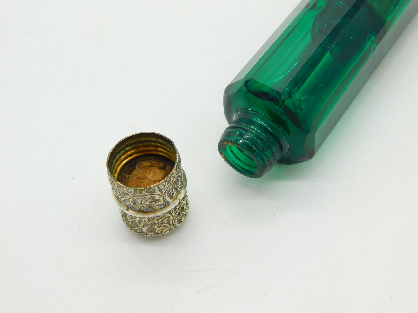 Victorian Sterling Silver, 9ct Gold, Green Glass Double Ended Scent Bottle c1880