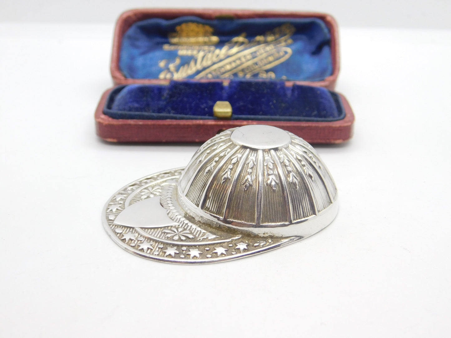 Sterling Silver Jockey Riding Hat Tea Caddy Spoon 1981 Sheffield Vintage