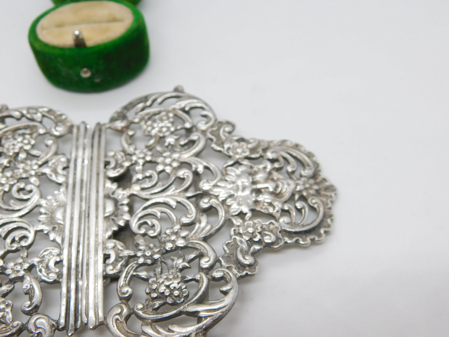 Victorian Sterling Silver Green Man Floral Pattern Nurses Buckle Antique 1894