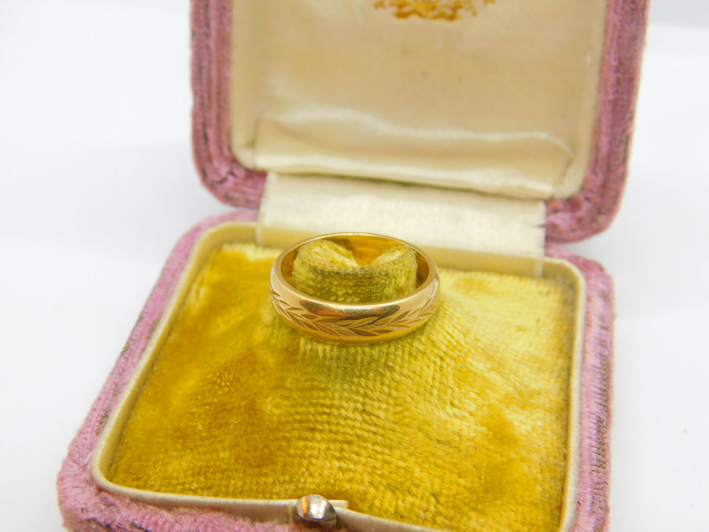 9ct Yellow Gold Wedding Band or Marriage Ring Vintage English Hallmark 1973