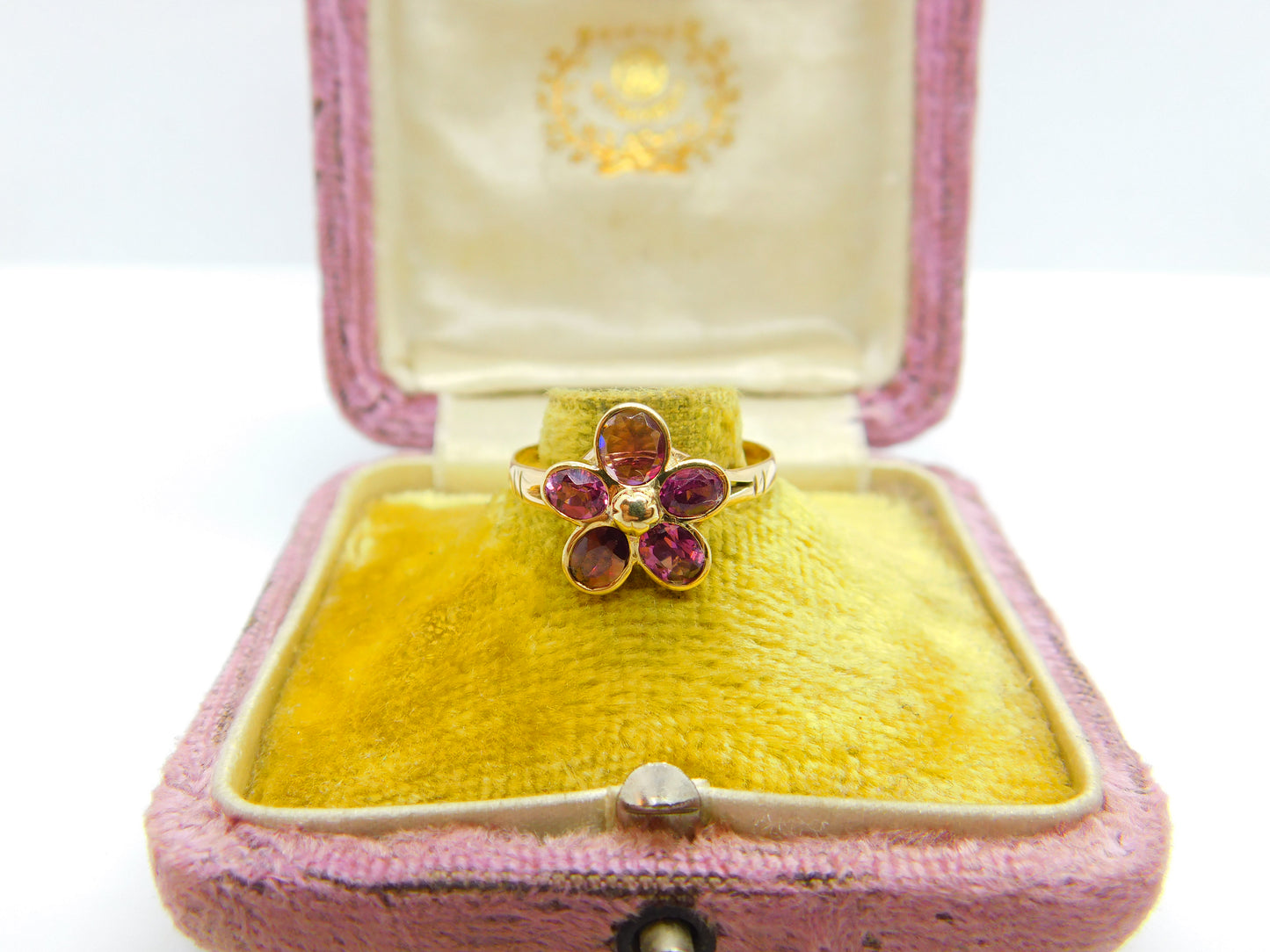 14ct Yellow Gold Almandine Garnet Floral Band Ring Antique c1920 Art Deco