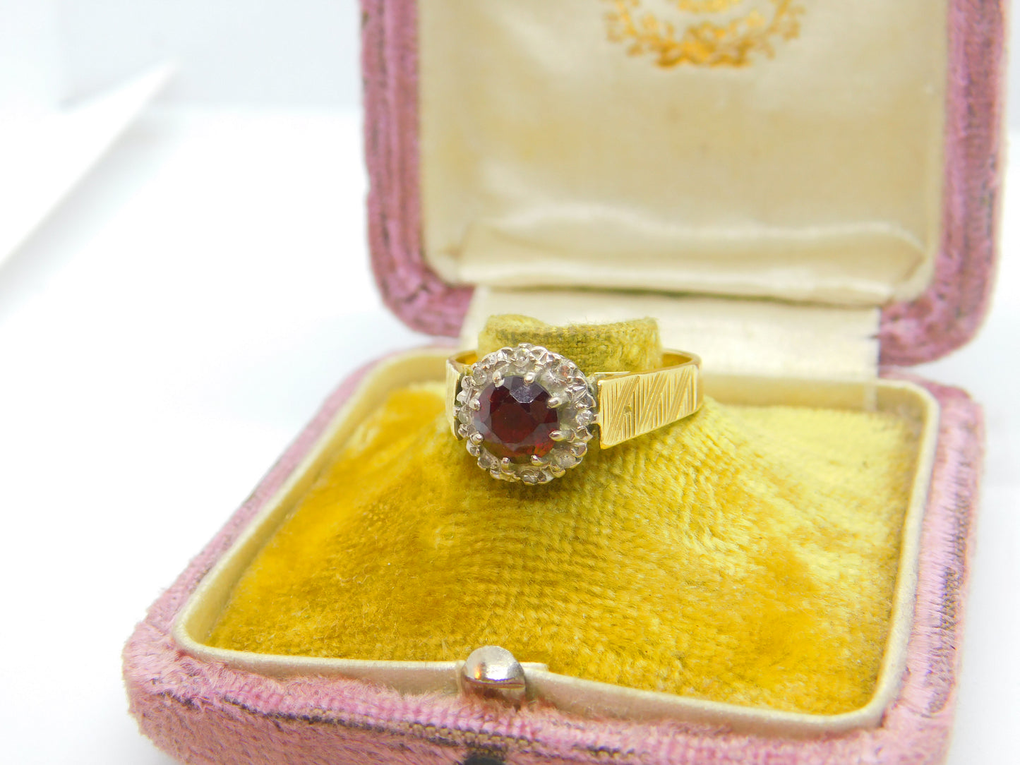 18ct Yellow Gold, Diamond Tourmaline Floral Cluster Ring 1973 Birmingham Vintage