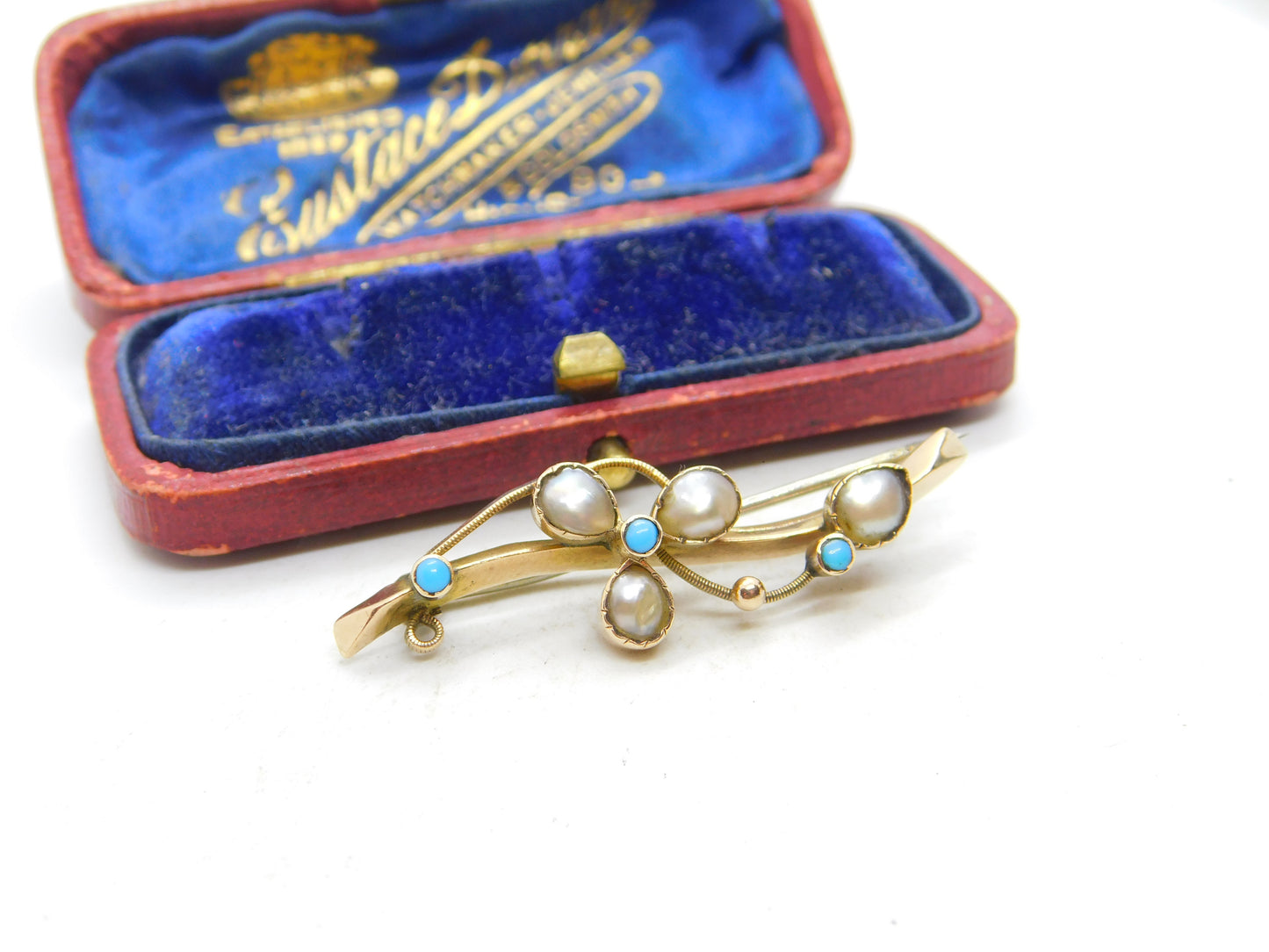 Edwardian 9ct Gold, Turquoise & Natural Pearl Shamrock Brooch 1902 Birmingham