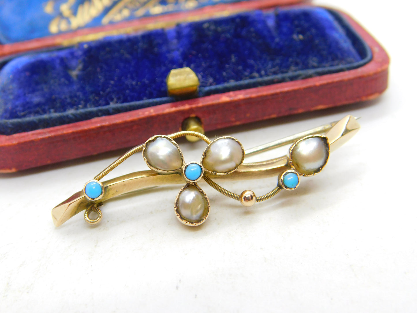 Edwardian 9ct Gold, Turquoise & Natural Pearl Shamrock Brooch 1902 Birmingham