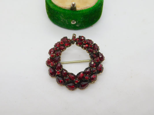 Austrian 8ct Gold Bohemian Garnet Set Floral Wreath Brooch Antique c1960