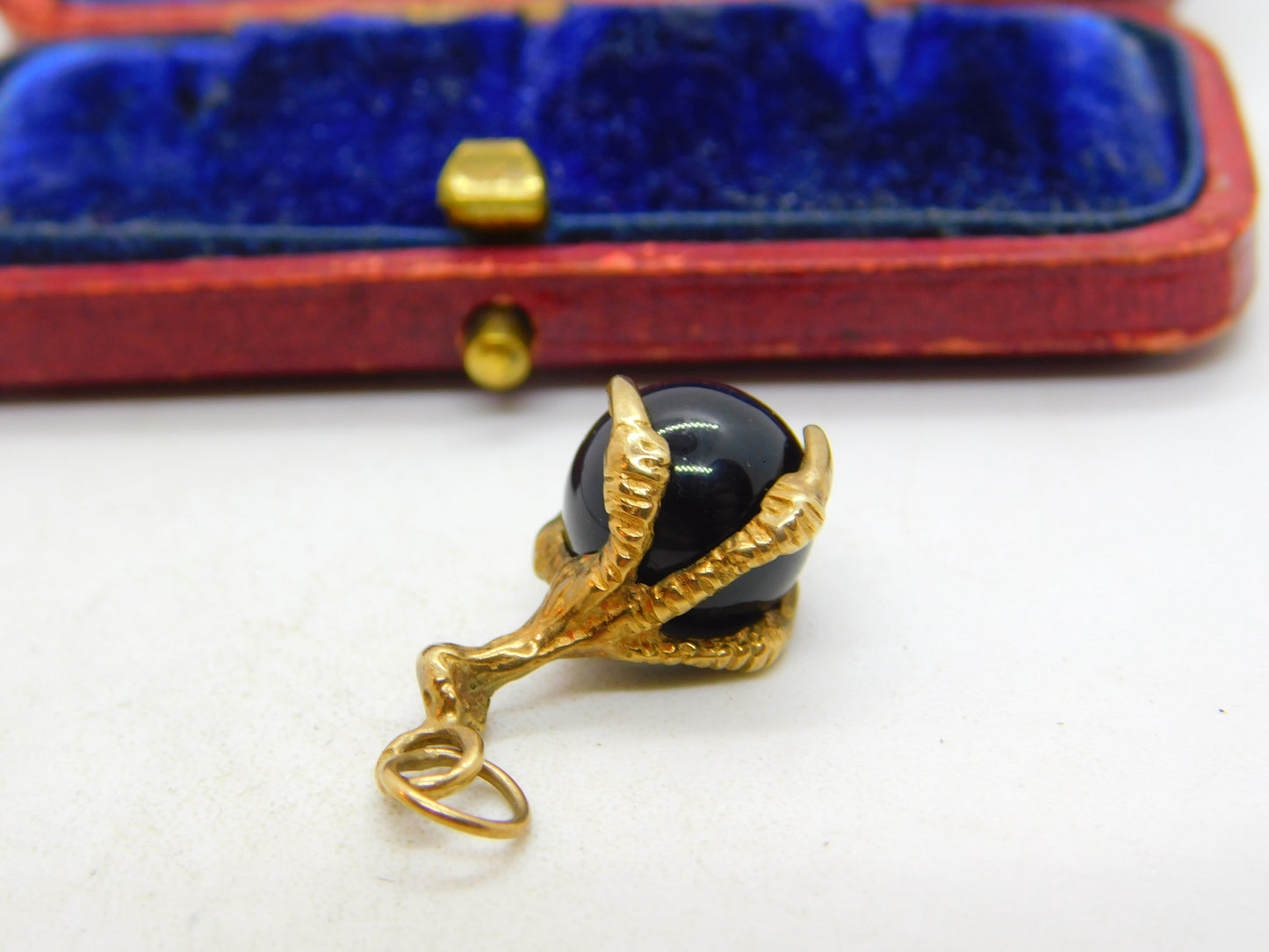 9ct Yellow Gold Black Onyx Set Eagle Claw Charm Pendant c1970 Sheffield