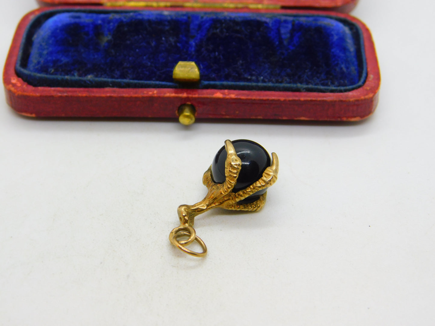 9ct Yellow Gold Black Onyx Set Eagle Claw Charm Pendant c1970 Sheffield