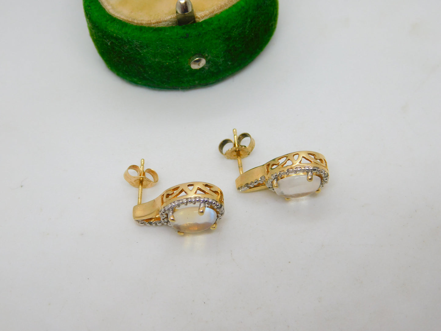 14ct Yellow Gold, Cabochon Moonstone & Diamond Stud Earrings Vintage c1980