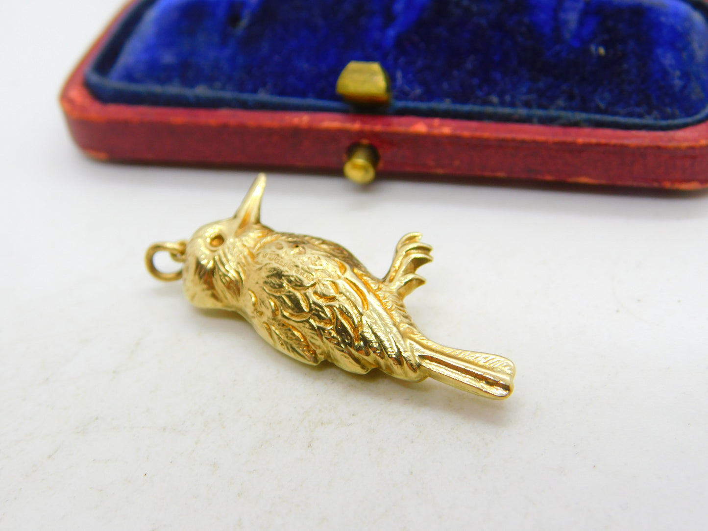 Large 9ct Yellow Gold Woodpecker Bird Charm or Pendant 1973 Birmingham