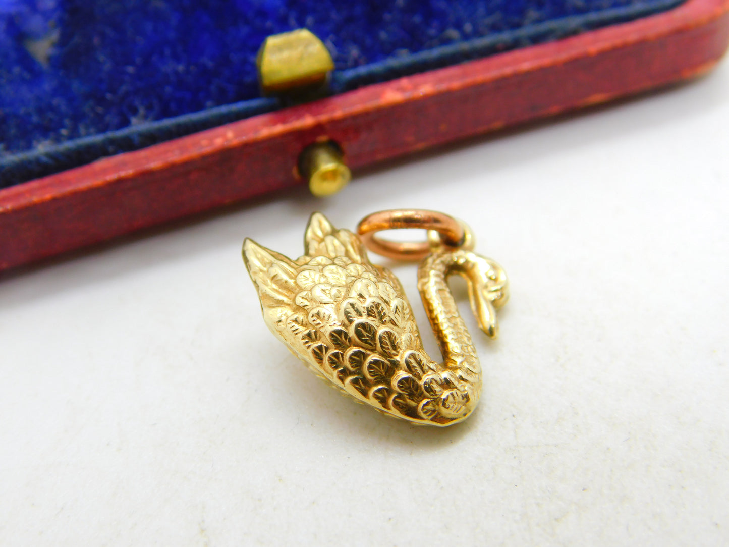 9ct Yellow Gold Swan Charm or Pendant Vintage 1975 Birmingham